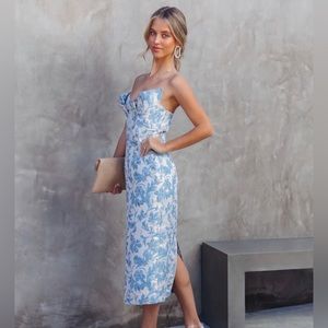 Vici MIDI Shimmer Dress